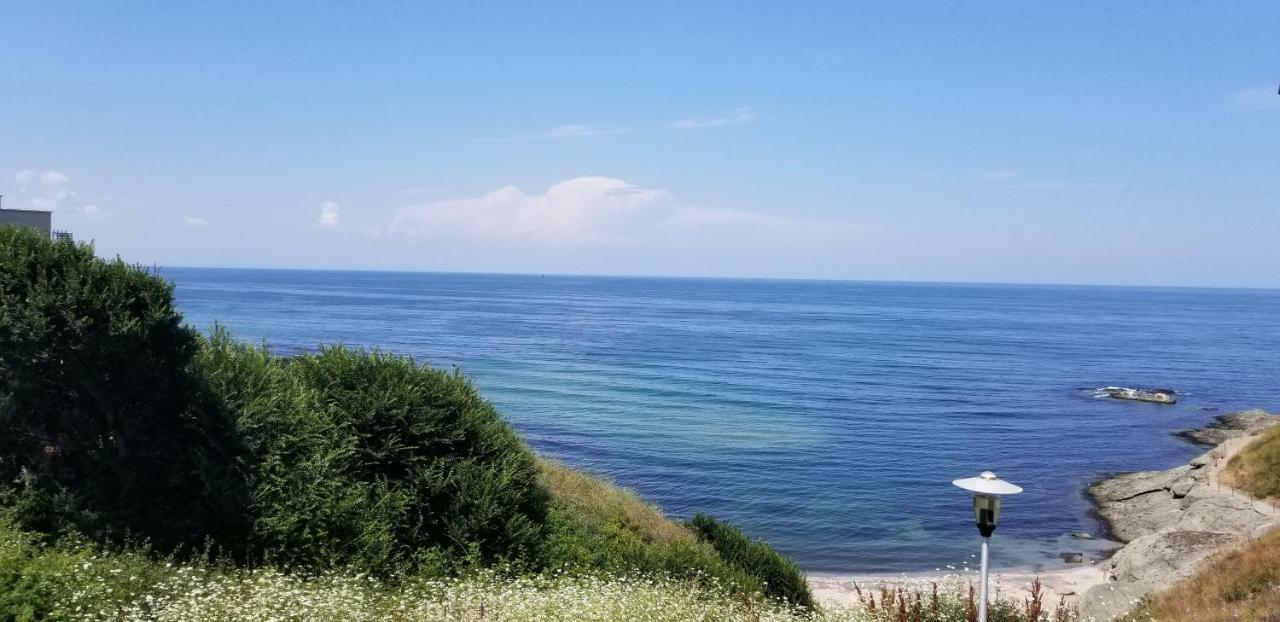 Hotel Lalov Egrek Lozenets Bagian luar foto