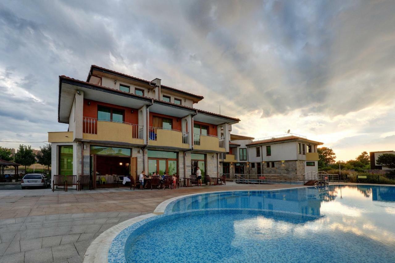 Hotel Lalov Egrek Lozenets Bagian luar foto