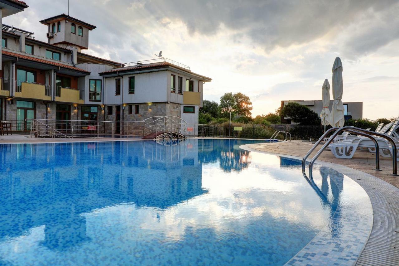 Hotel Lalov Egrek Lozenets Bagian luar foto