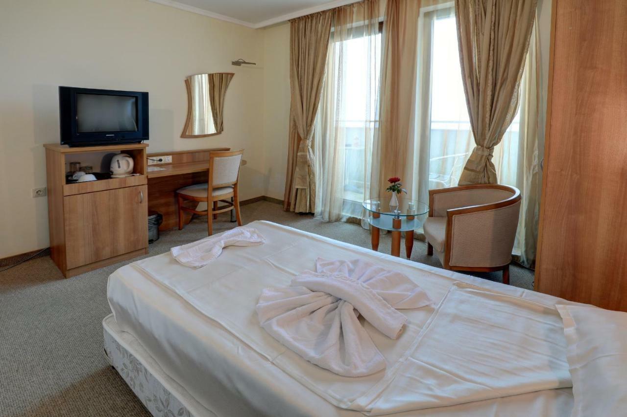 Hotel Lalov Egrek Lozenets Bagian luar foto