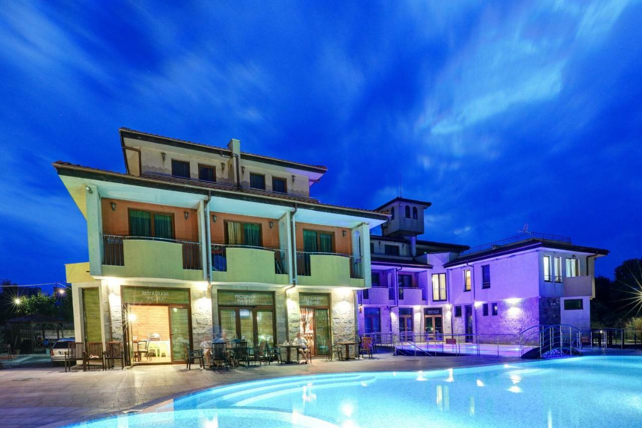 Hotel Lalov Egrek Lozenets Bagian luar foto