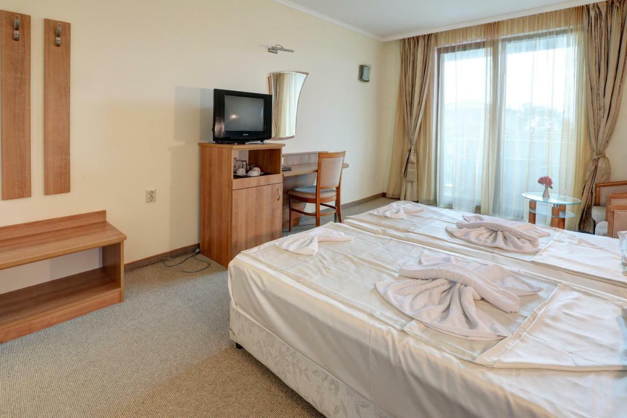 Hotel Lalov Egrek Lozenets Bagian luar foto