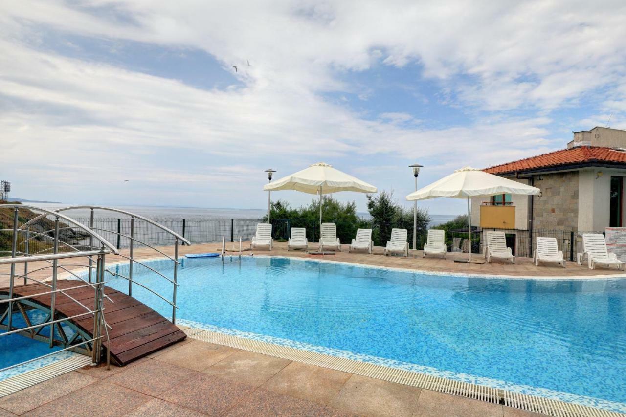 Hotel Lalov Egrek Lozenets Bagian luar foto
